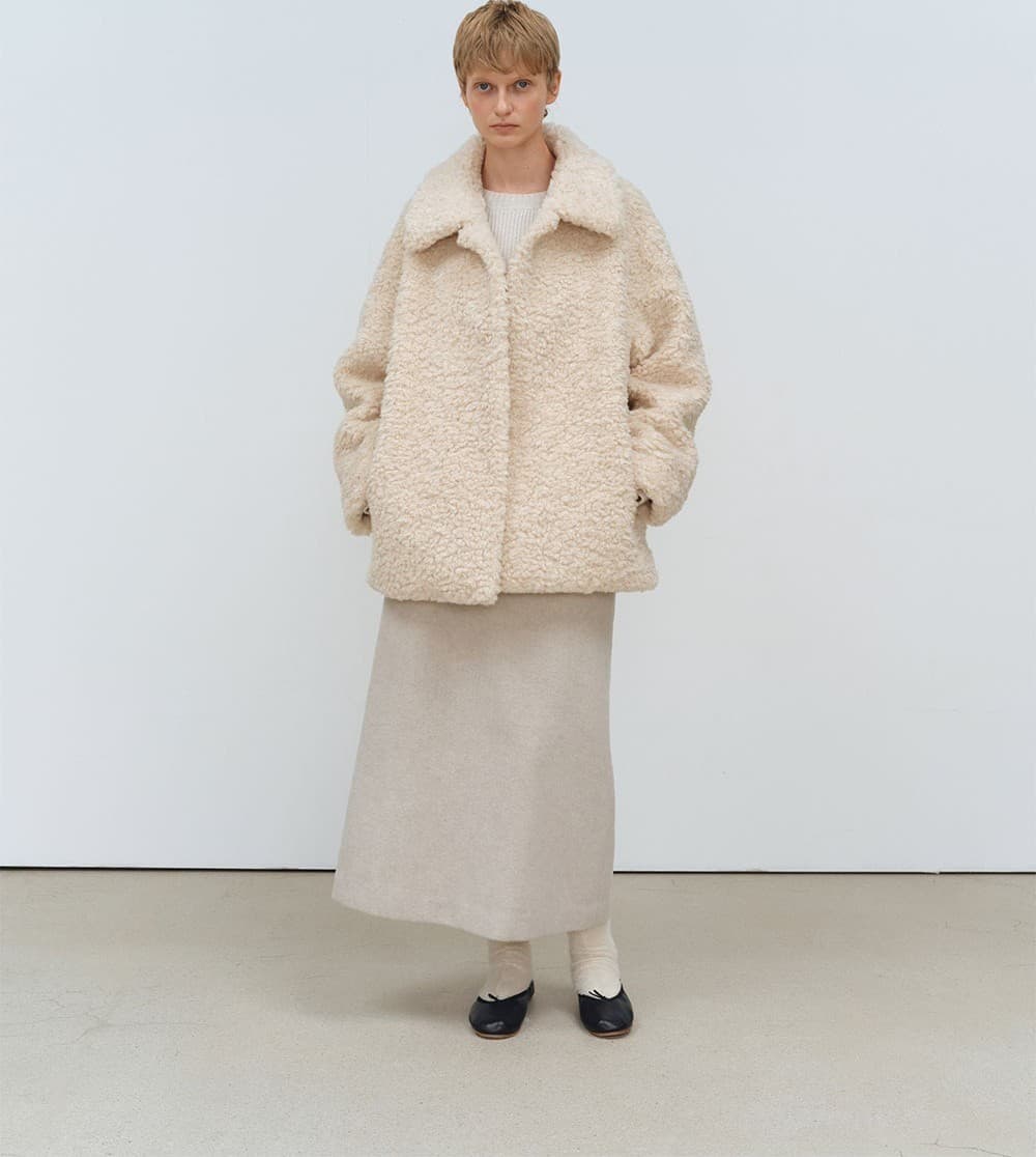 TFW COLLAR FLUFFY SHEARING JACKET_IVORY — vue 10