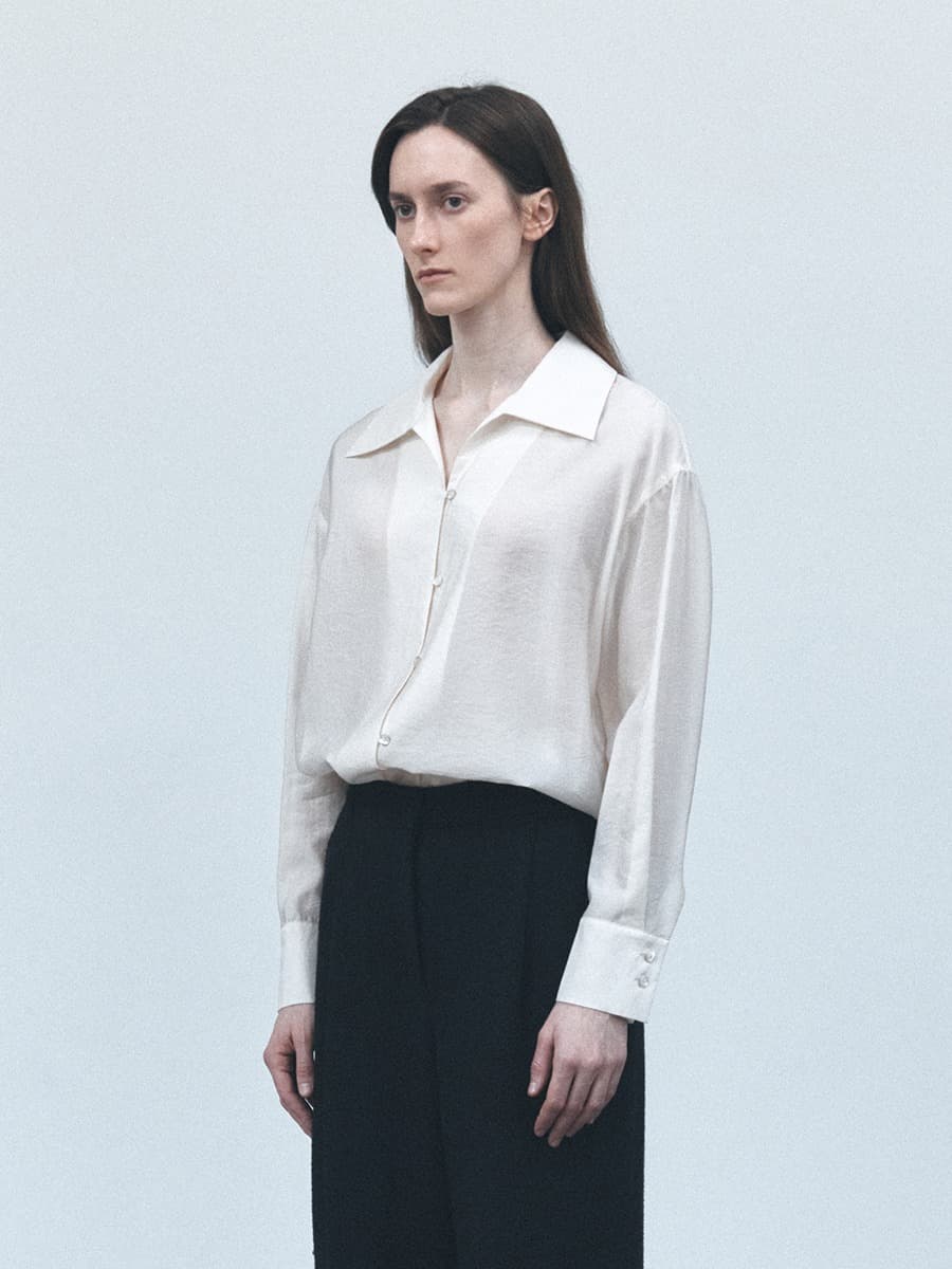 TVS SHEER COLLAR BLOUSE_IVORY — vue 2