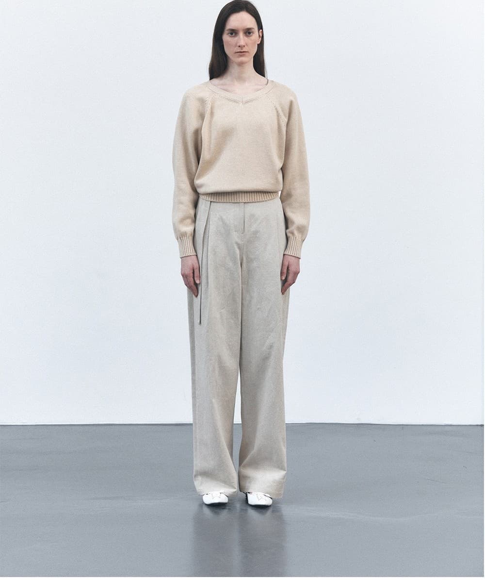 TVS BELTED ONE TUCK WIDE TROUSERS_BEIGE — vue 4