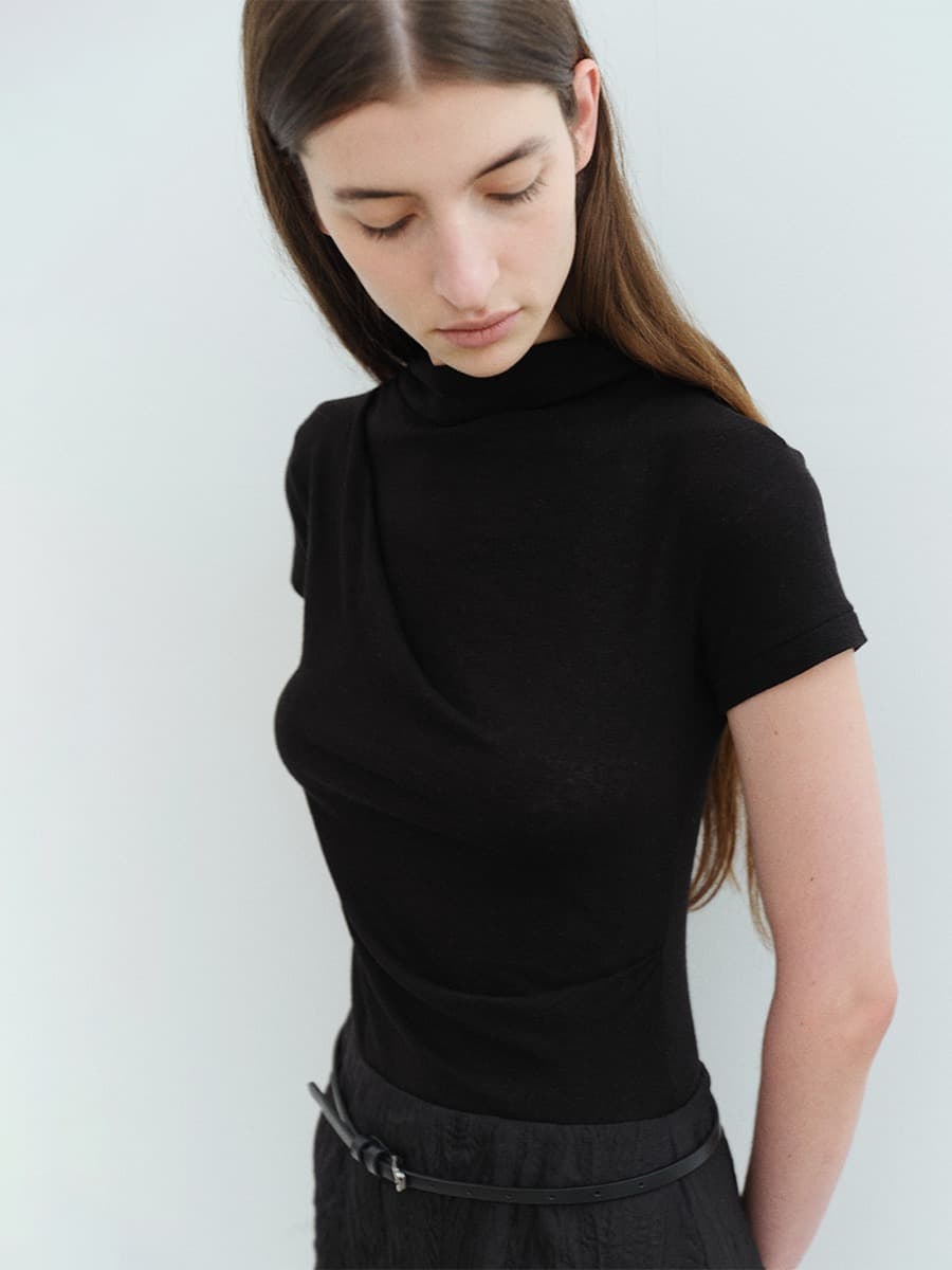 TVS WOOL DRAPED TOP_BLACK — vue 4