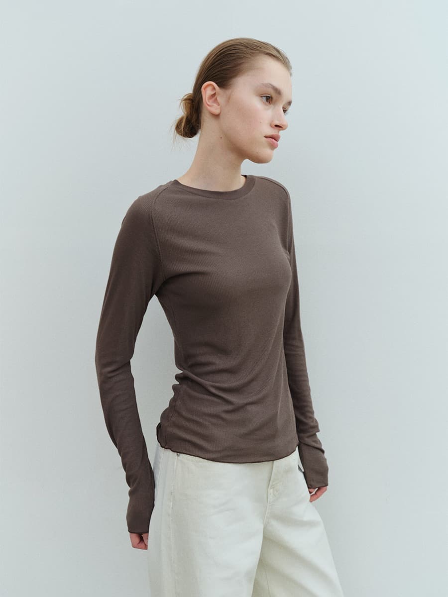TVS SILK RIBBED TOP_BROWN — vue 3