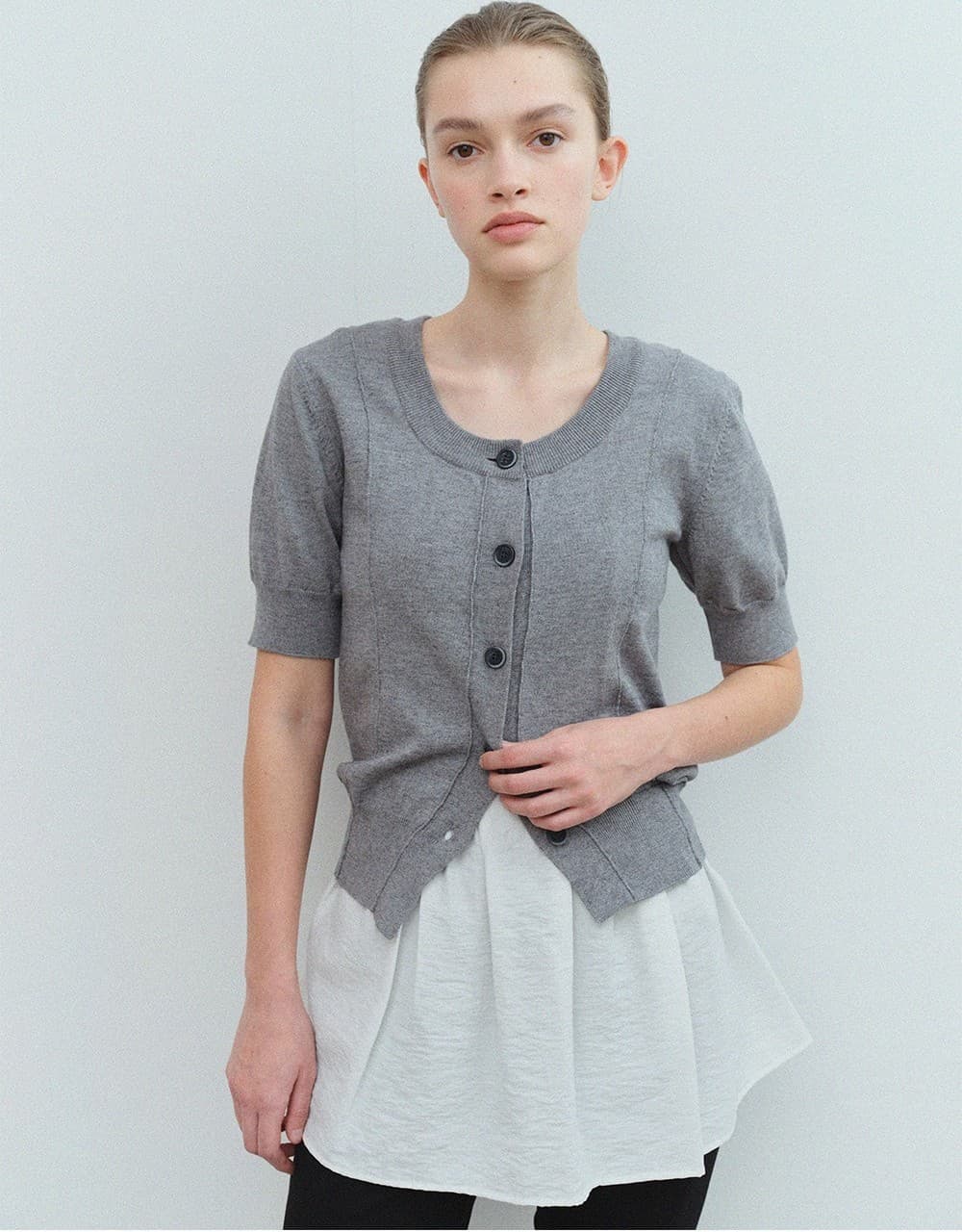 TVS HALF SLEEVE BUTTON KNIT TOP_GREY — vue 5