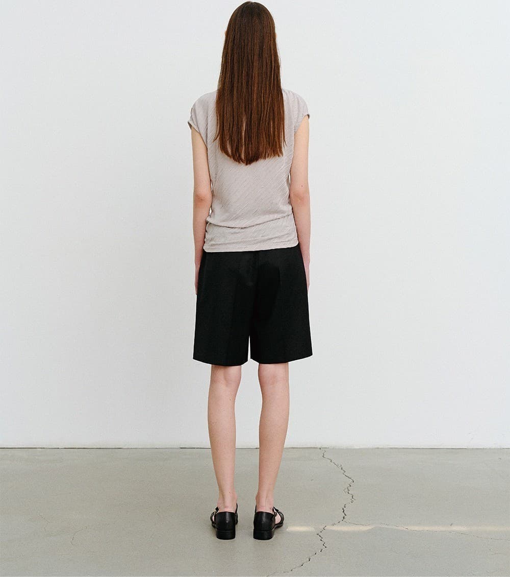 TVR WOOL ONE TUCK SHORTS PANTS_BLACK — vue 10