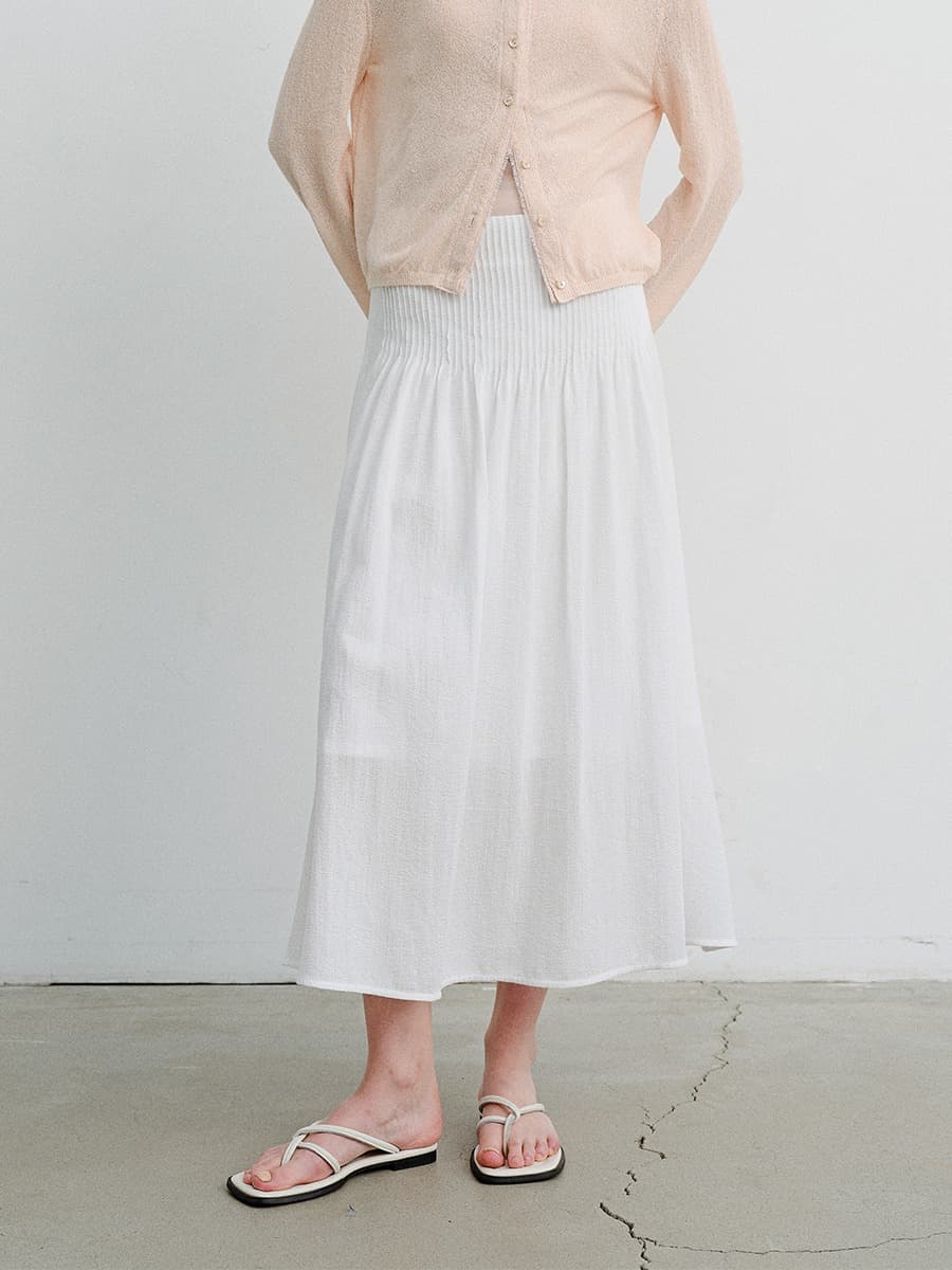 TVR PIN TUCK FLARE SKIRT_WHITE — vue 2
