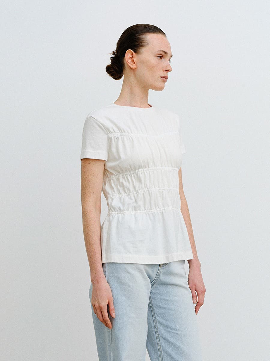 TVR WASHED SHIRRING TOP_WHITE — vue 2