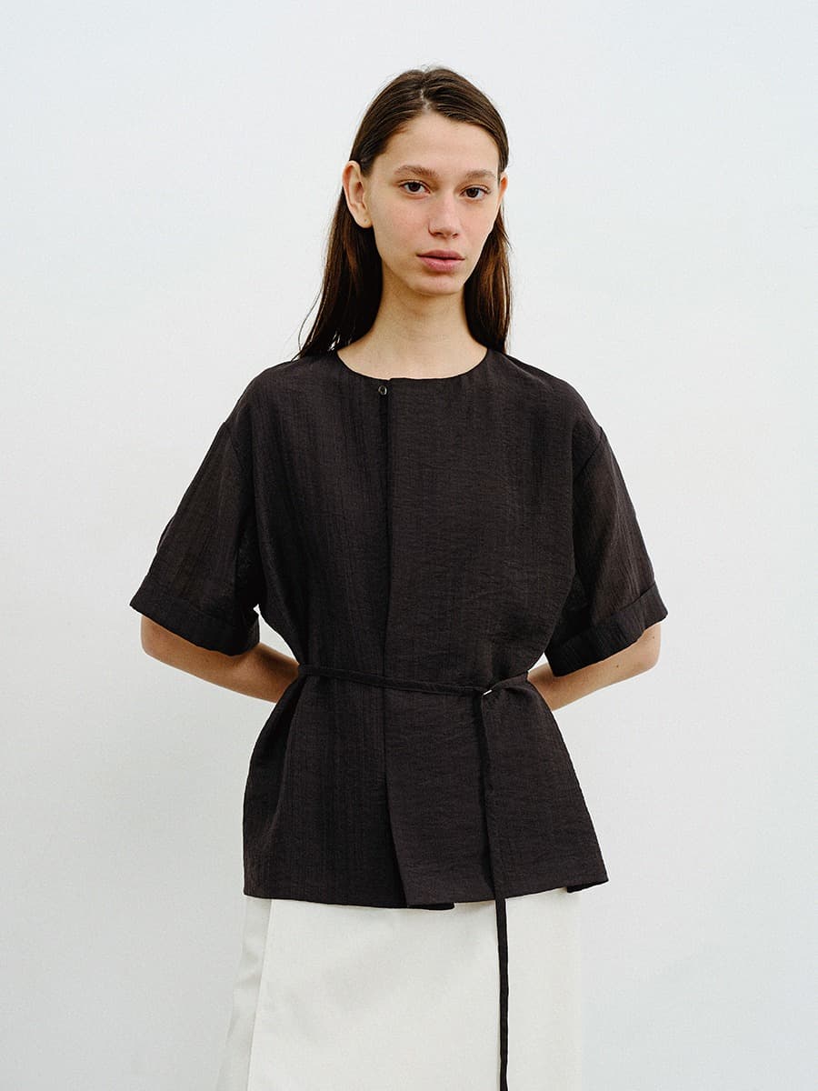 TVR DRAPED NECK BLOUSE_BLACK — vue 2
