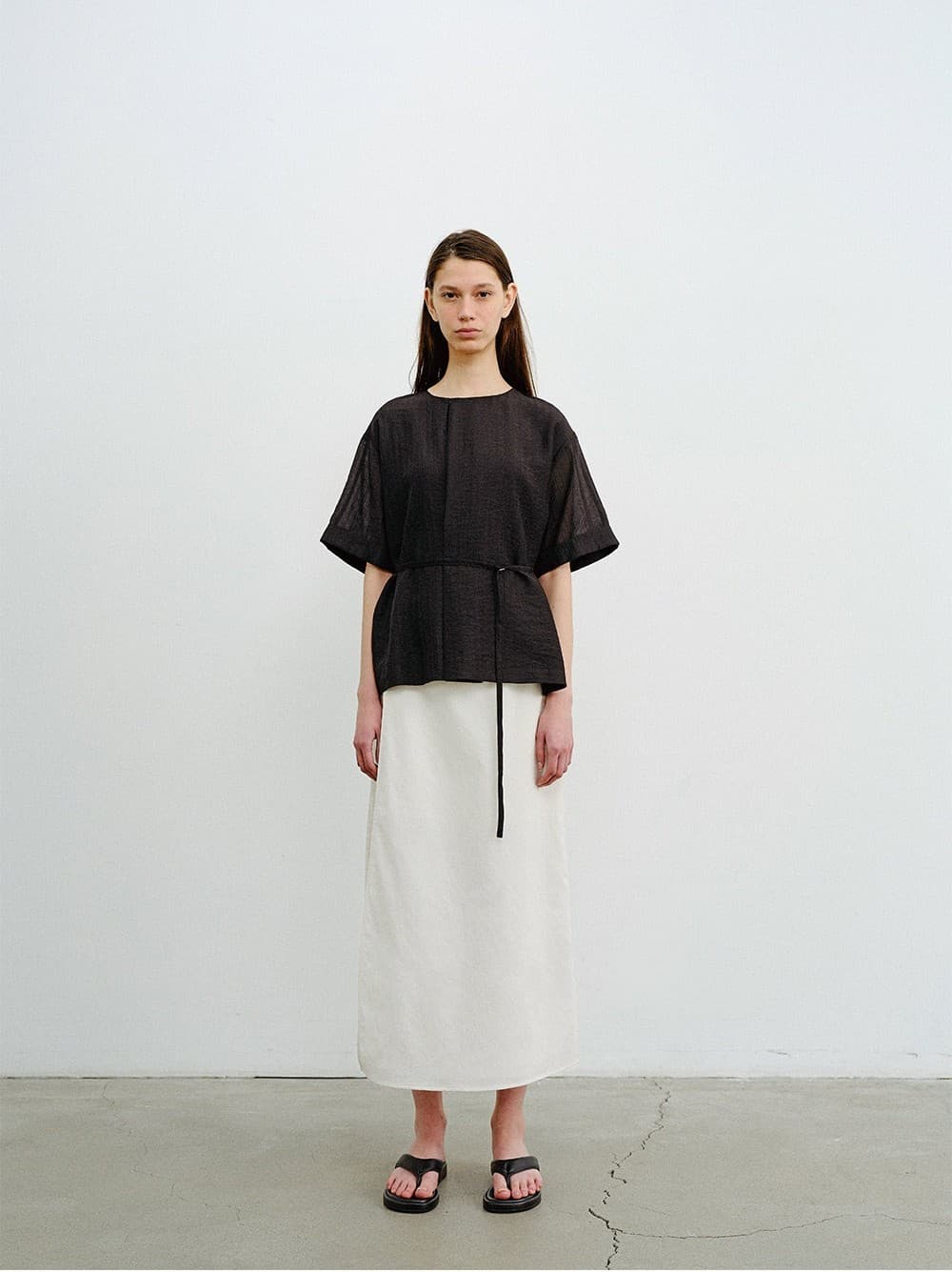 TVR DRAPED NECK BLOUSE_BLACK — vue 5