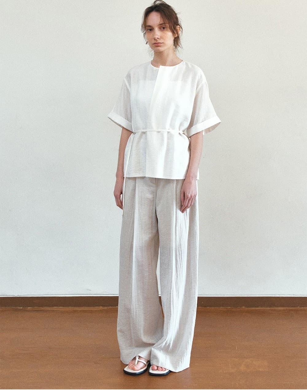 TVR DRAPED NECK BLOUSE_IVORY — vue 8