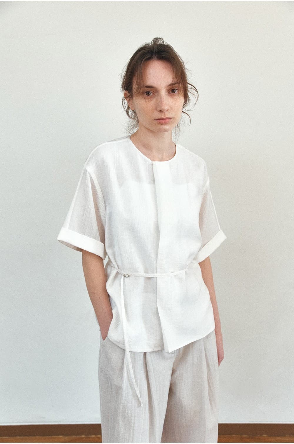 TVR DRAPED NECK BLOUSE_IVORY — vue 10