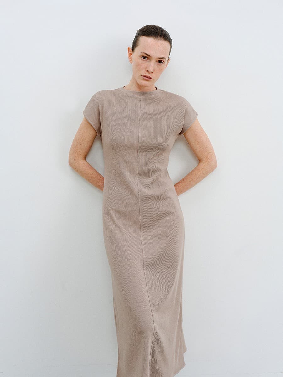 TVR CAP SLEEVE JERSEY DRESS_DUST — vue 3