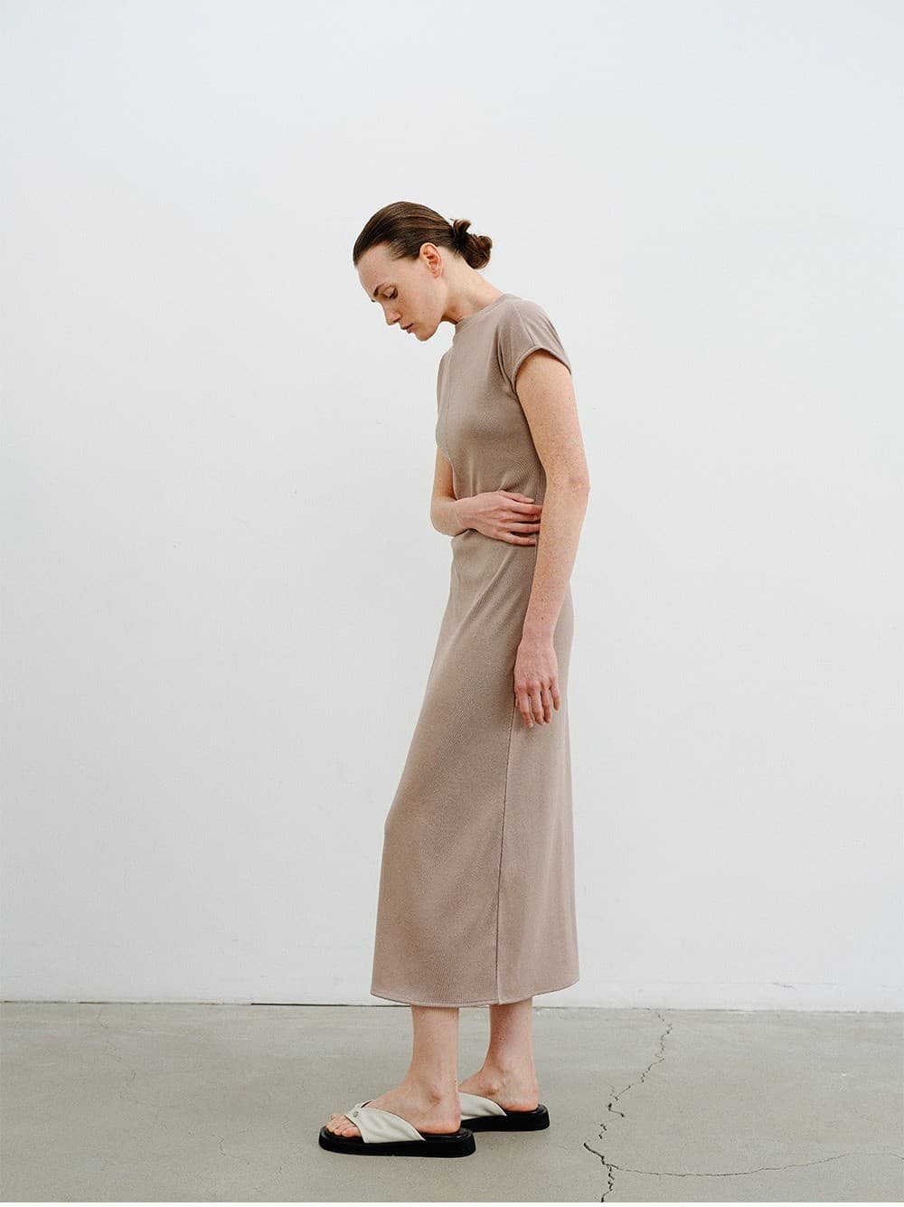 TVR CAP SLEEVE JERSEY DRESS_DUST — vue 11