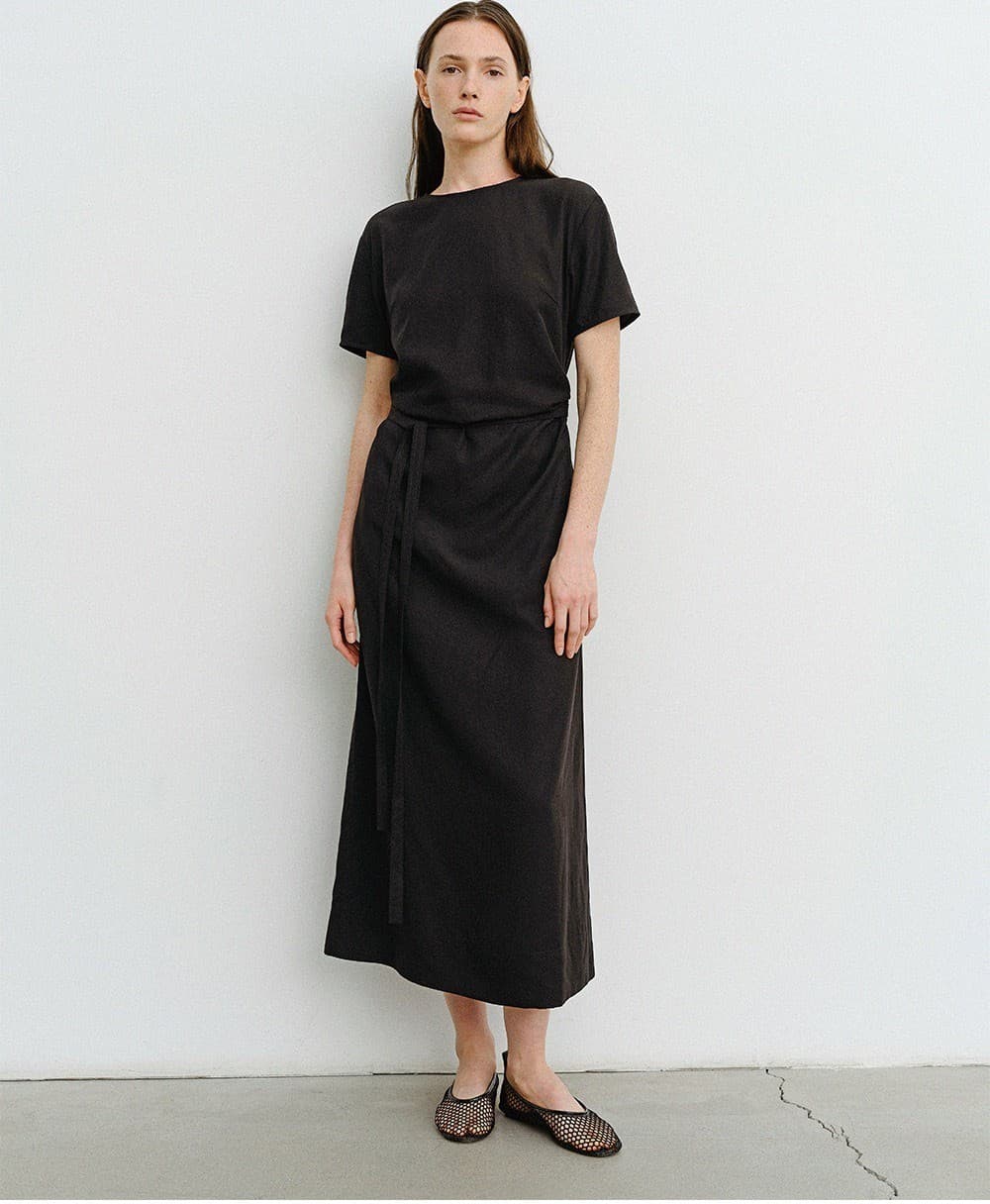 TVR DRAPED WAIST DRESS_BLACK — vue 7