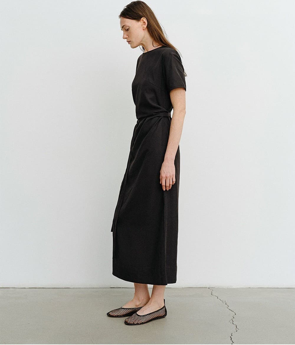 TVR DRAPED WAIST DRESS_BLACK — vue 10