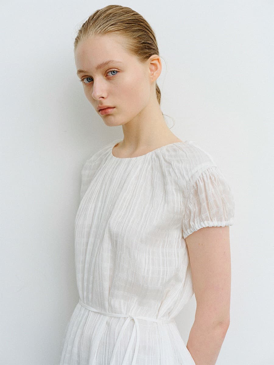 TVR CHECK VOLUME DRESS_WHITE — vue 3