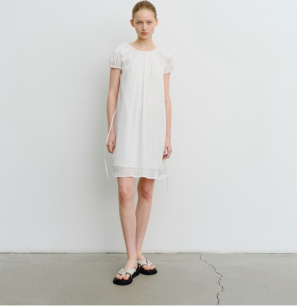 TVR CHECK VOLUME DRESS_WHITE — vue 5