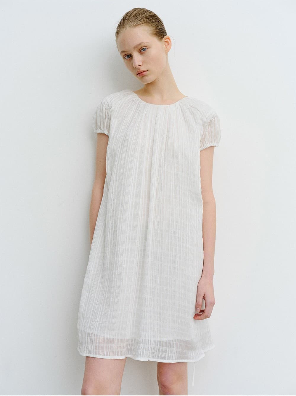 TVR CHECK VOLUME DRESS_WHITE — vue 7