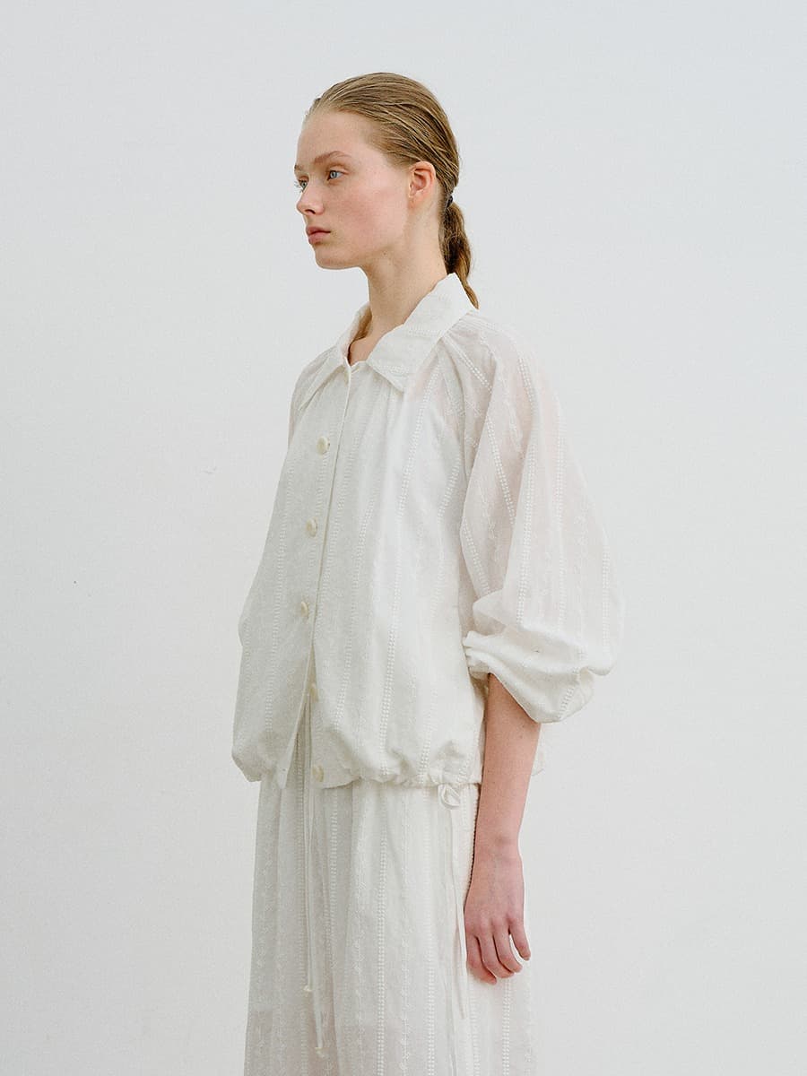 TVR EMBROIDERY COLLAR JUMPER_WHITE — vue 2