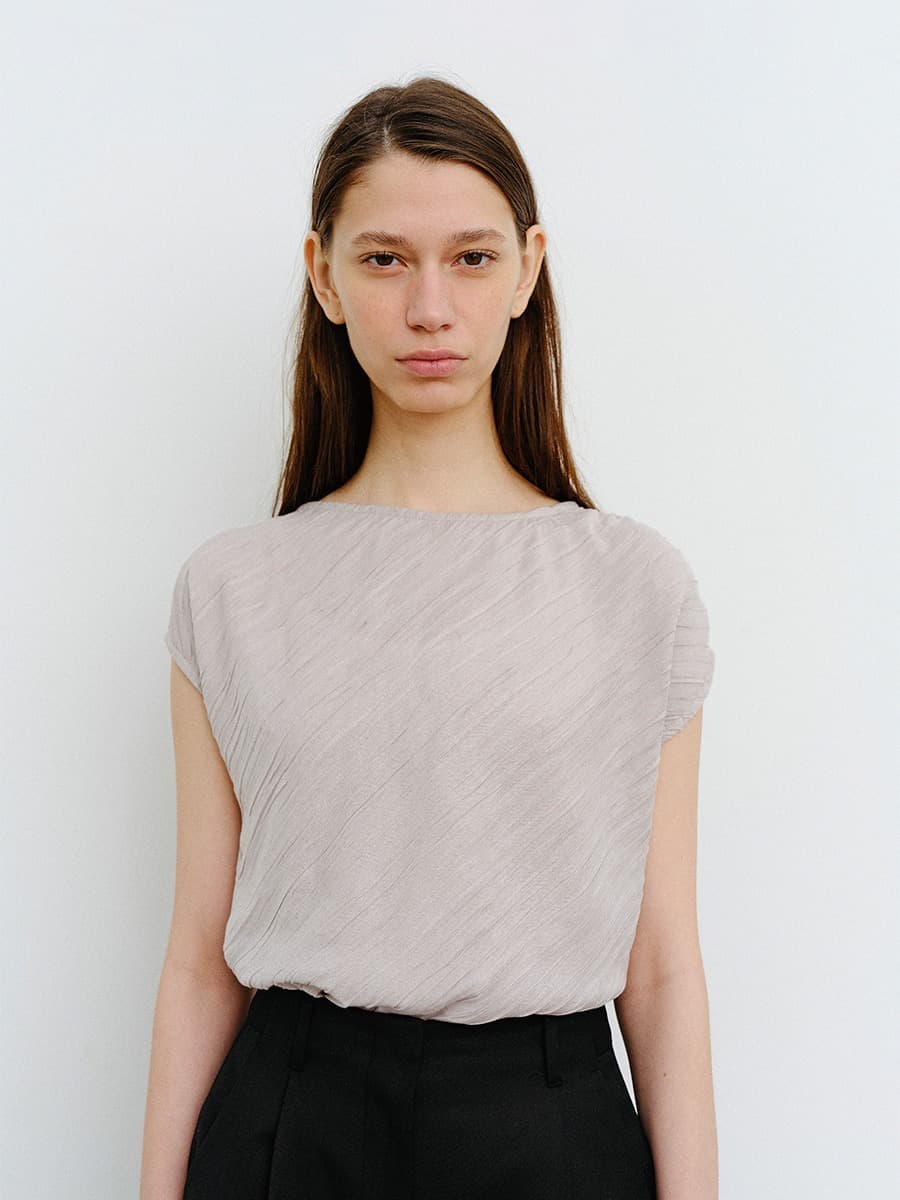 TVR ASYMMETRIC PLEATS TOP_BEIGE — vue 2
