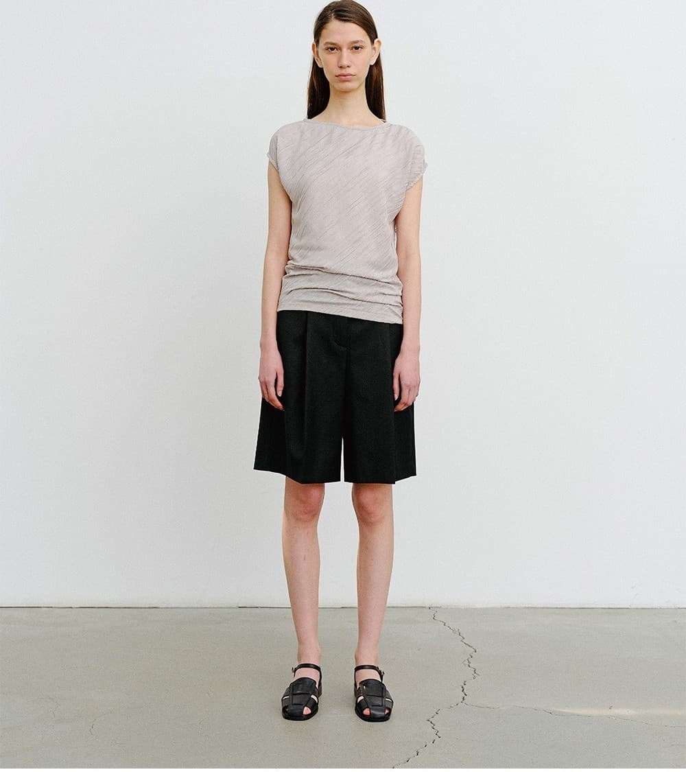 TVR ASYMMETRIC PLEATS TOP_BEIGE — vue 6