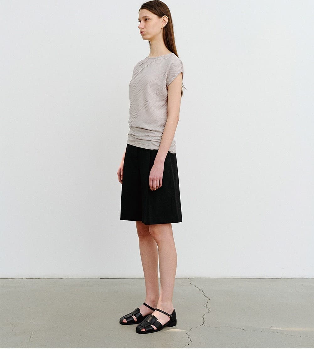 TVR ASYMMETRIC PLEATS TOP_BEIGE — vue 10