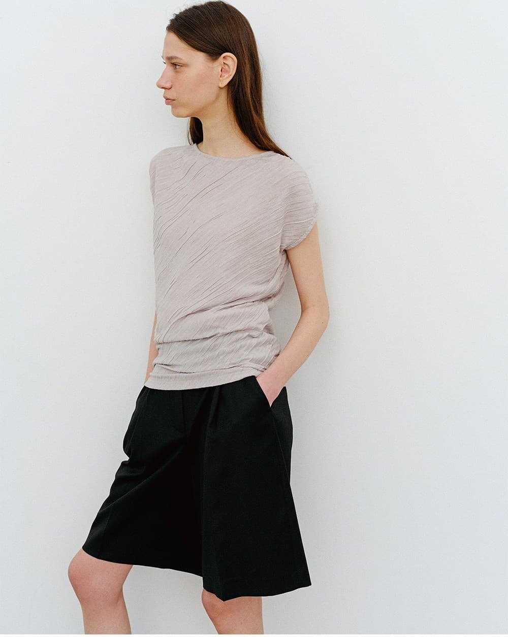 TVR ASYMMETRIC PLEATS TOP_BEIGE — vue 11
