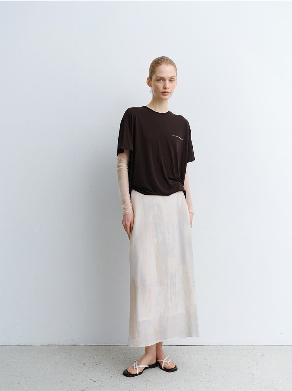 TVR SHEER SILK TOP_DARK BROWN — vue 6