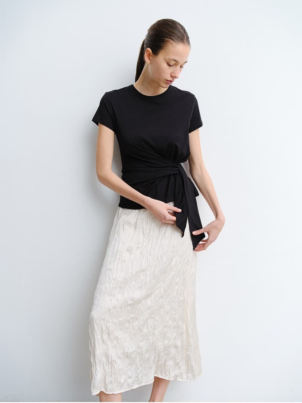 TVR WAIST TIE HALF SLEEVE TOP_BLACK — vue 7