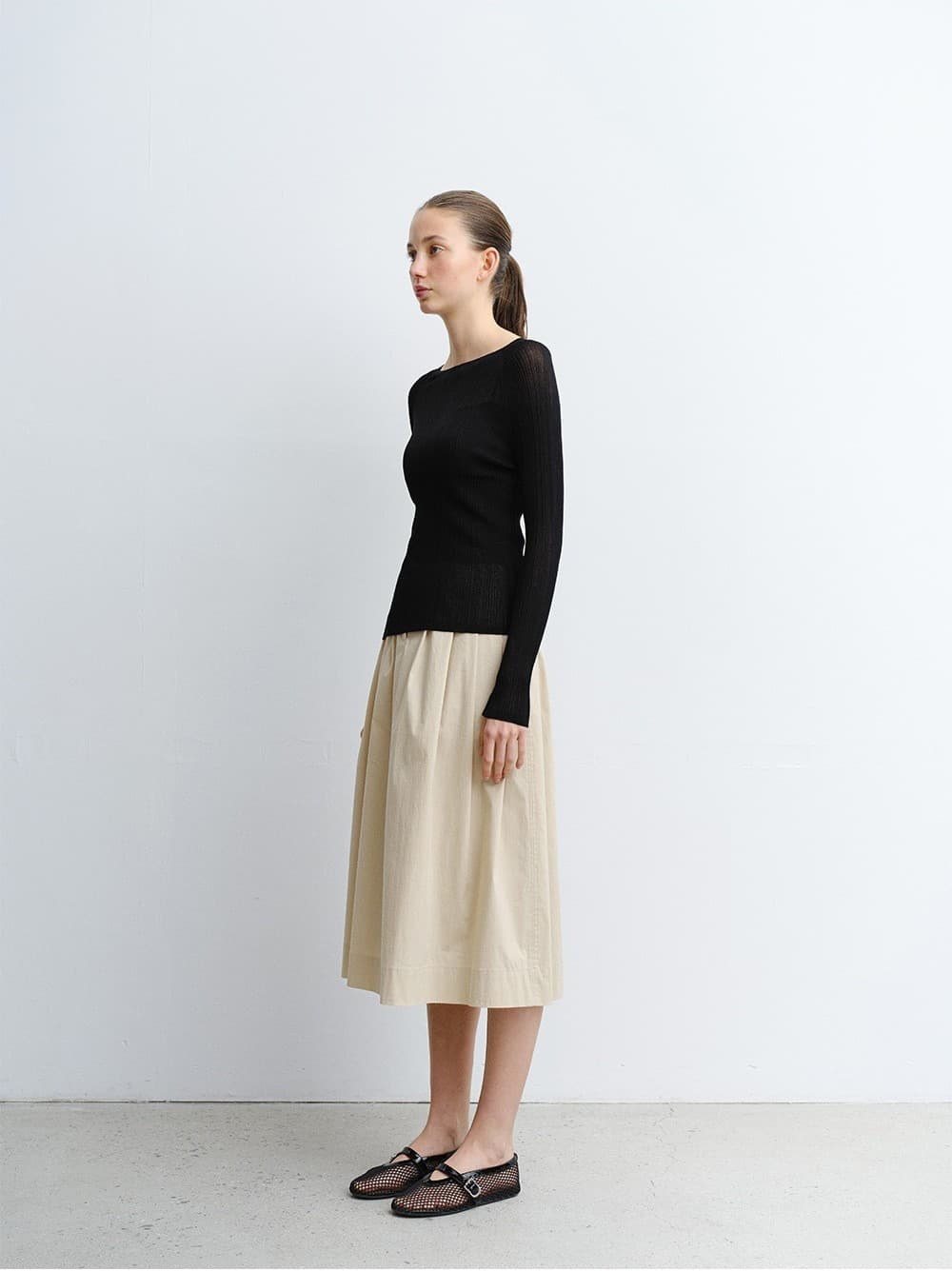 TVR RIBBED SILK KNIT TOP_BLACK — vue 10