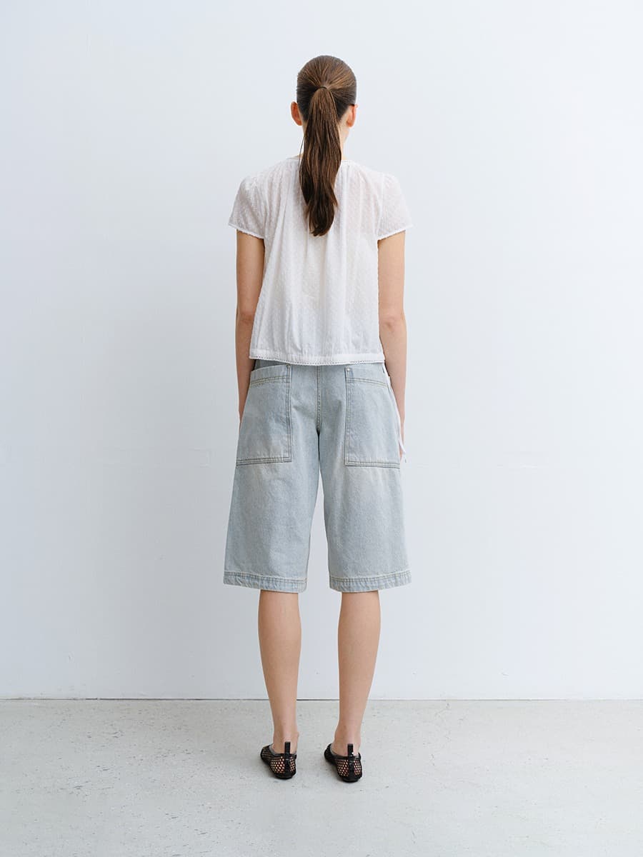 TVR DOT EMBROIDERY SHIRRING BLOUSE_WHITE — vue 3