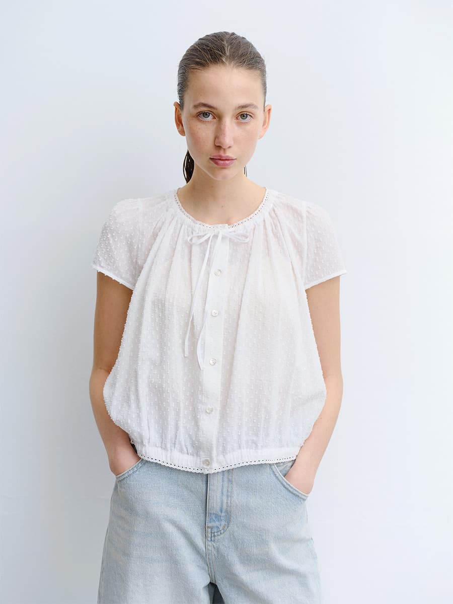 TVR DOT EMBROIDERY SHIRRING BLOUSE_WHITE — vue 6
