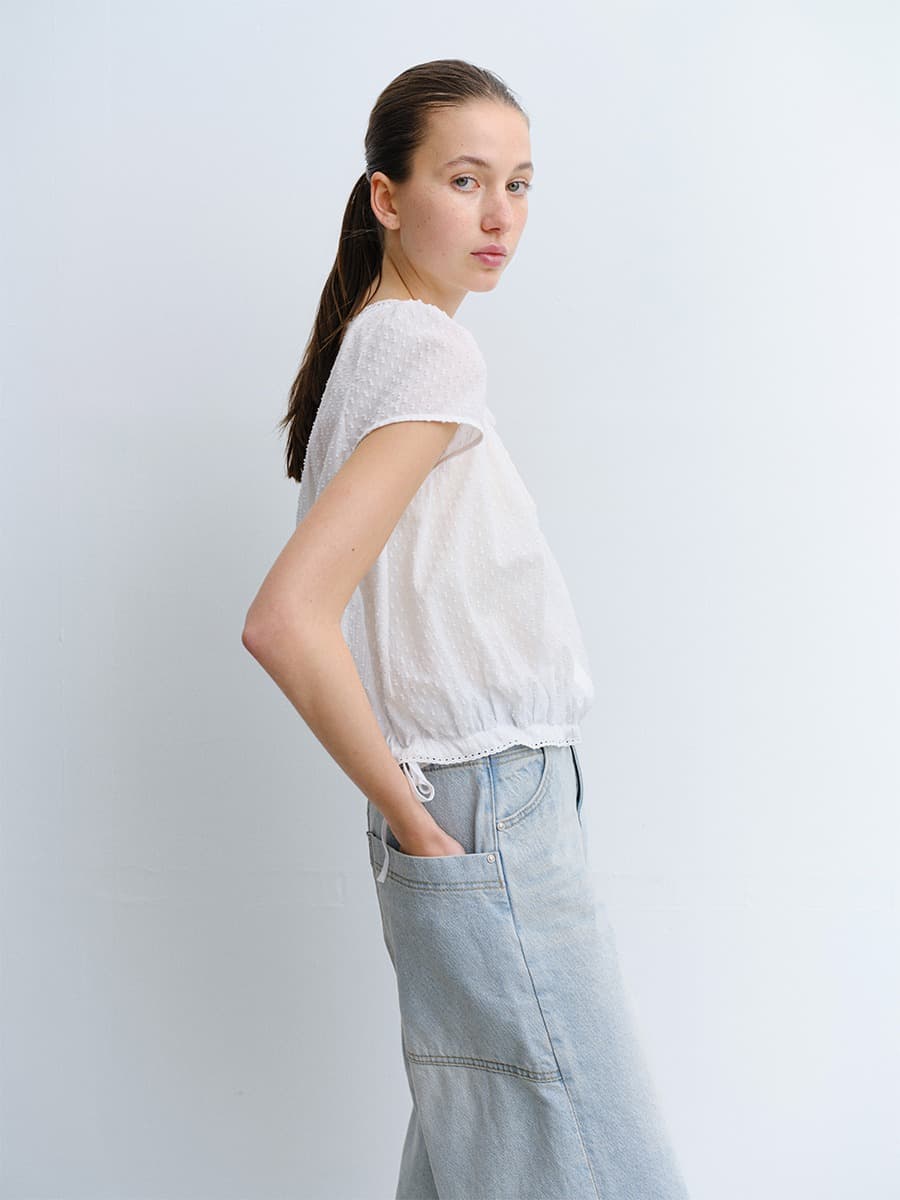TVR DOT EMBROIDERY SHIRRING BLOUSE_WHITE — vue 8