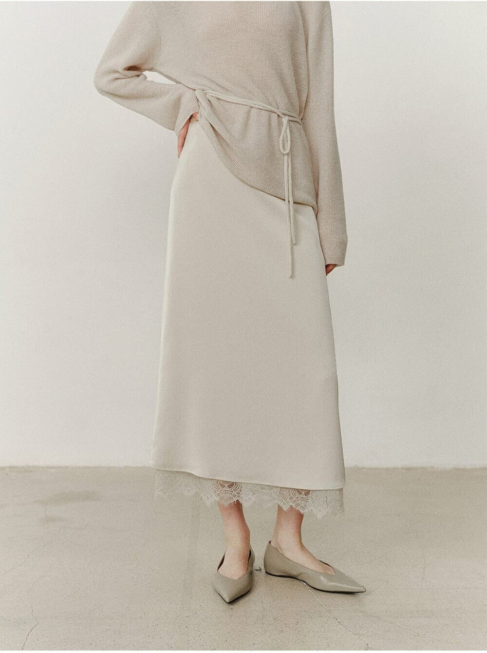 TVF SATIN LACE SKIRT_I-BEIGE — vue 11
