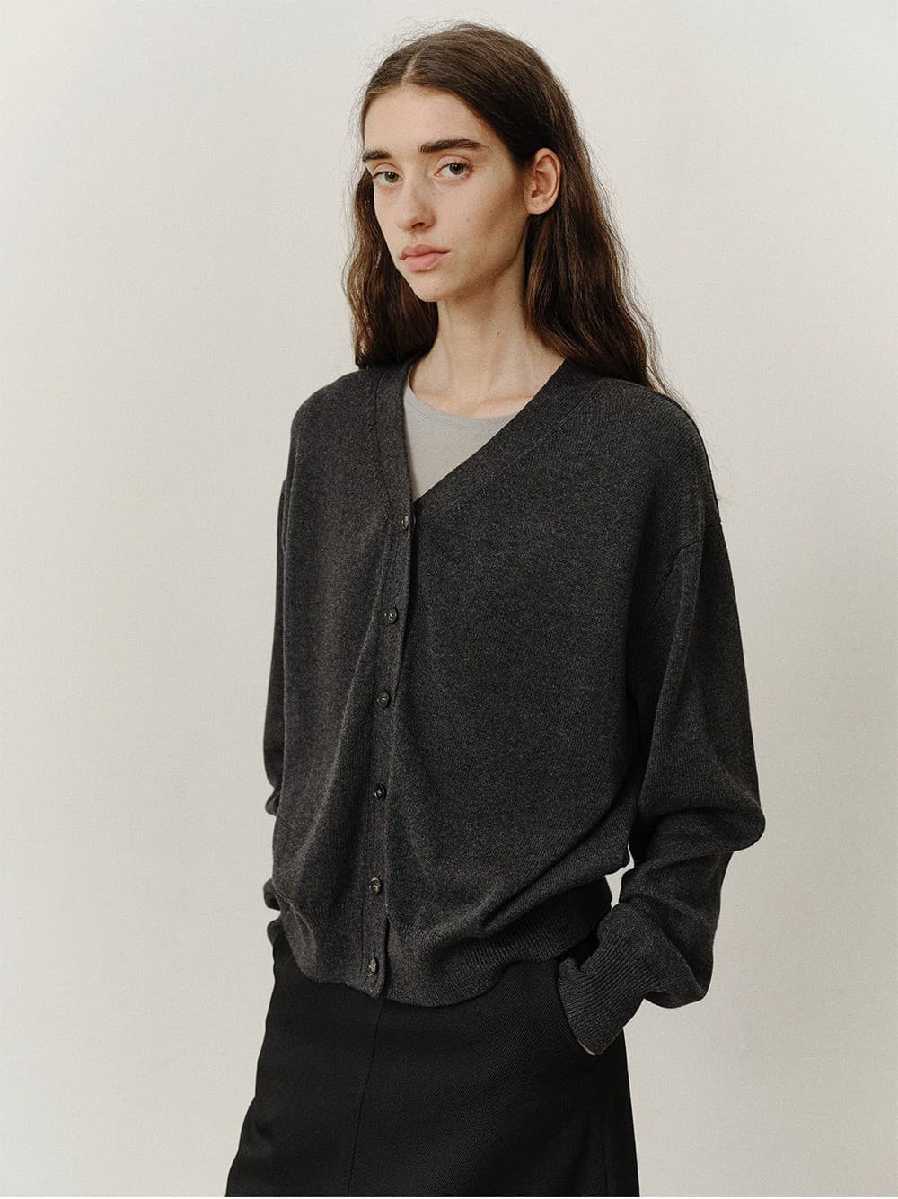 TVF COTTON CASHMERE KNIT CARDIGAN_CHARCOAL — vue 7