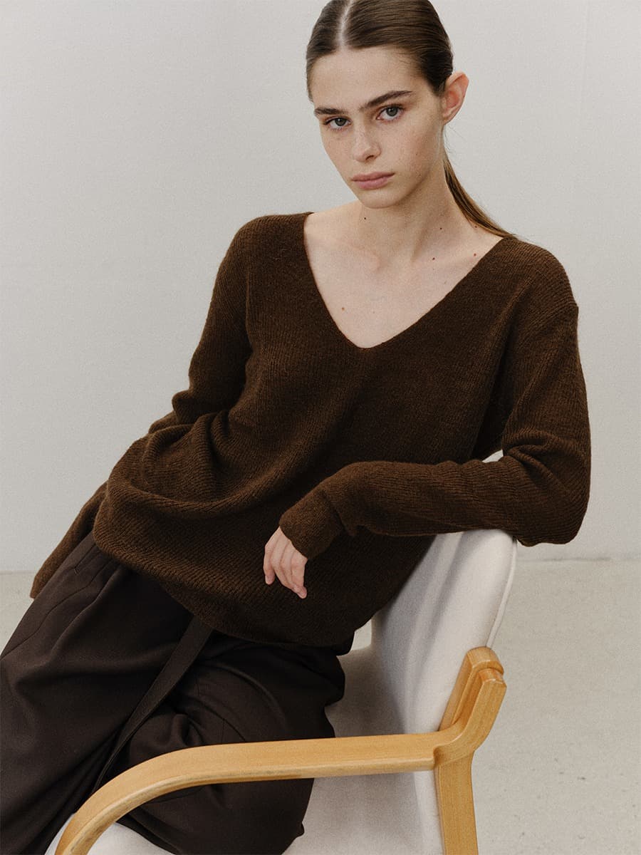 TVF DEEP V-NECK SLIM KNIT TOP_BROWN — vue 4