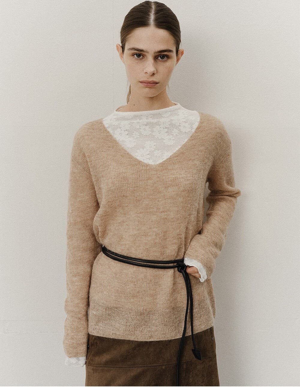 TVF DEEP V-NECK SLIM KNIT TOP_BEIGE — vue 7