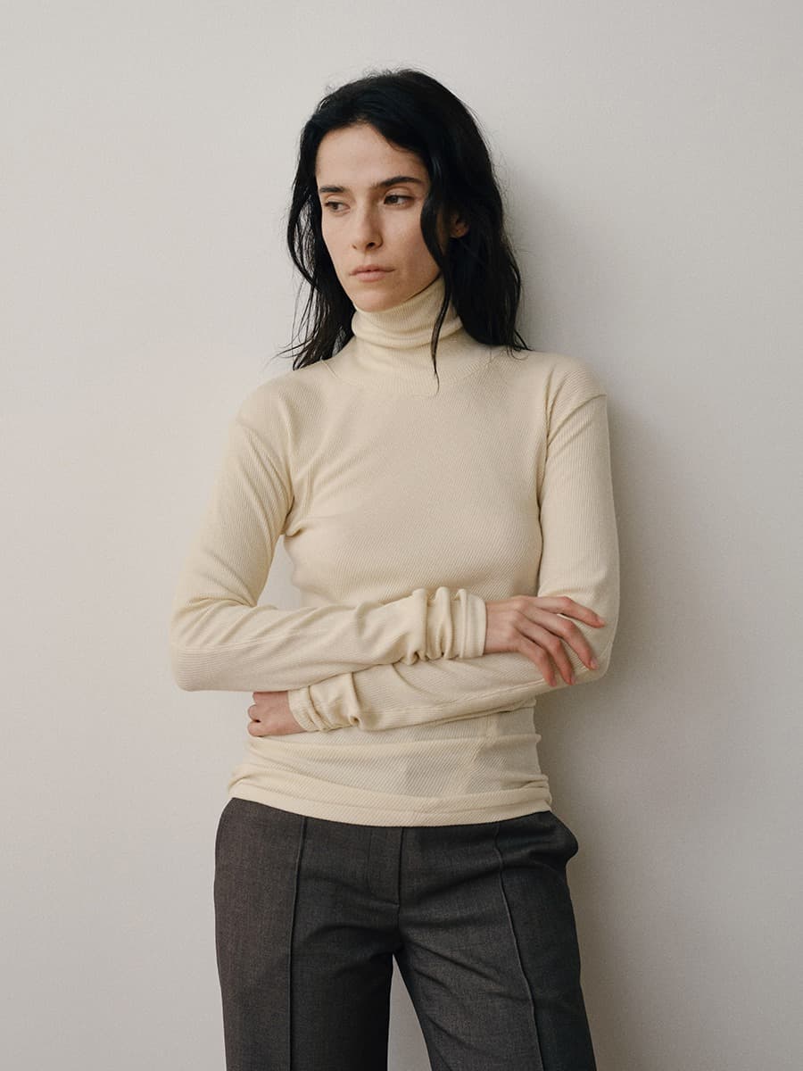 TVW WOOL TURTLENECK TOP_IVORY — vue 2