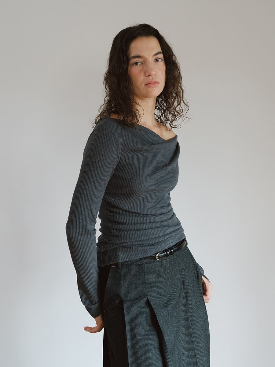 TVW SHIRRING OFF-SHOULDER TOP_CHARCOAL — vue 7