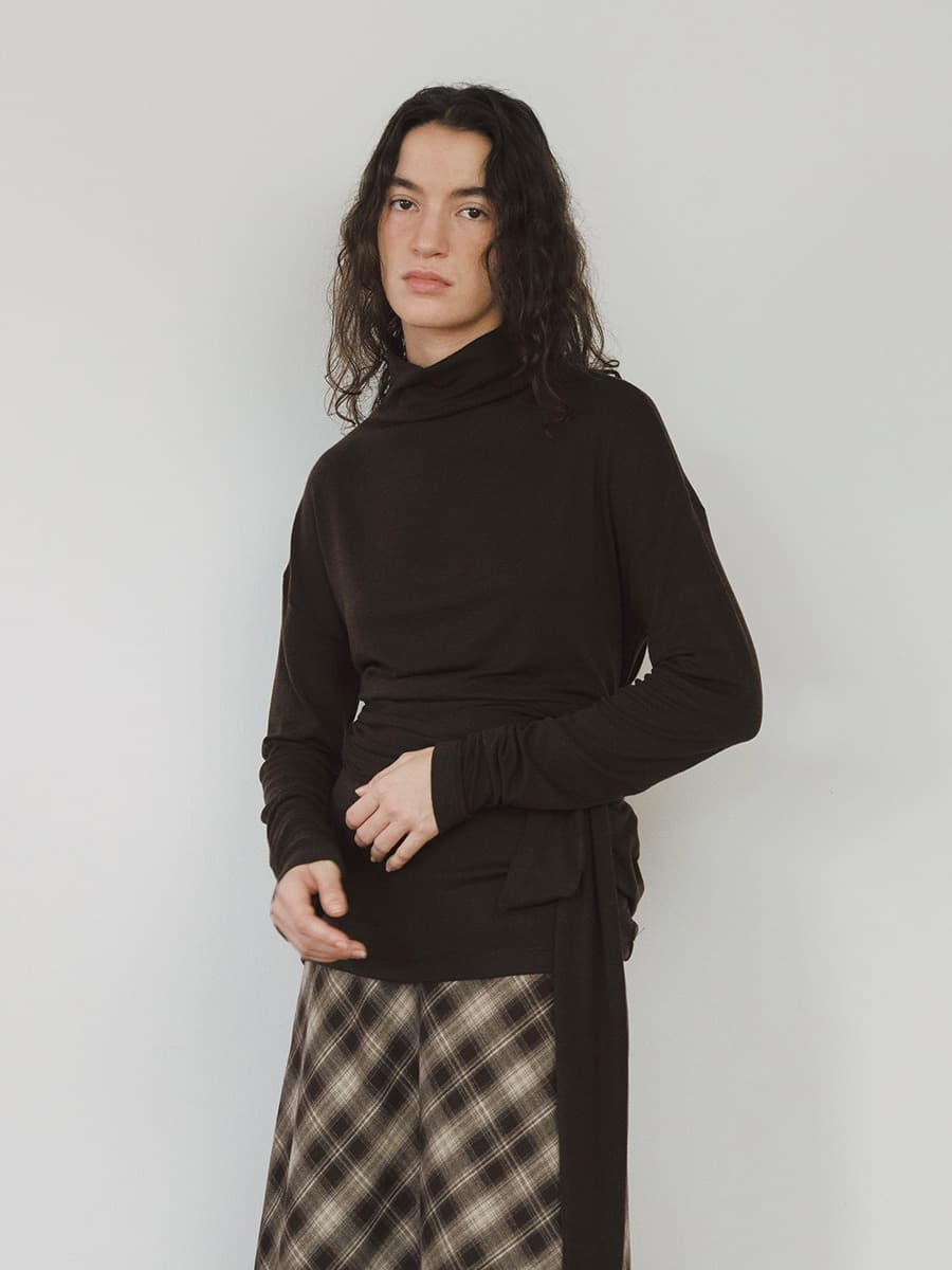 TVW MOCKNECK WOOL TIE TOP_BROWN — vue 3