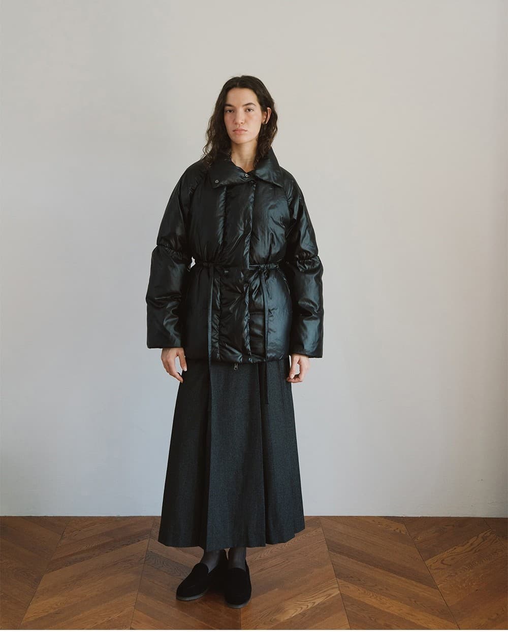 TVW HIGH NECK COLLAR GOOSE DOWN_BLACK — vue 11