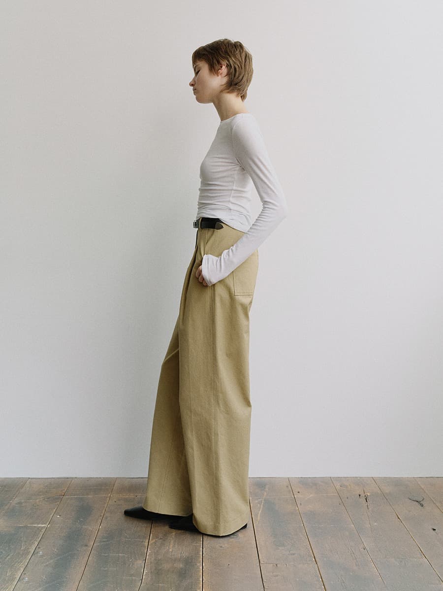 TIS COTTON ONE TUCK WIDE PANTS_BEIGE — vue 4