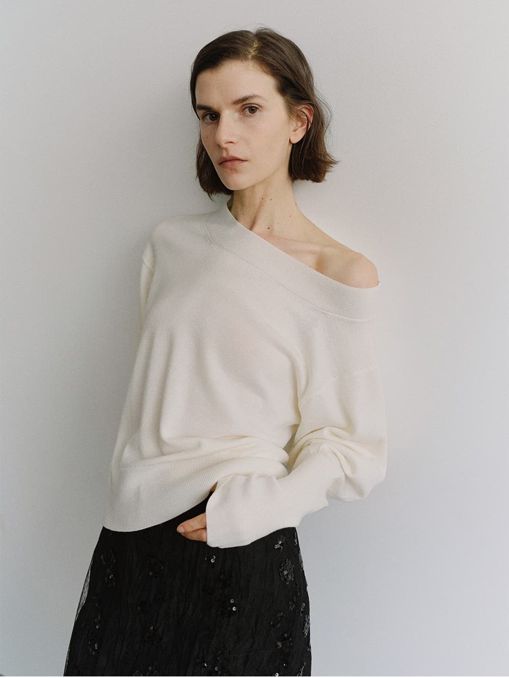 TIS WOOL OFF-SHOULDER KNIT TOP_IVORY — vue 9