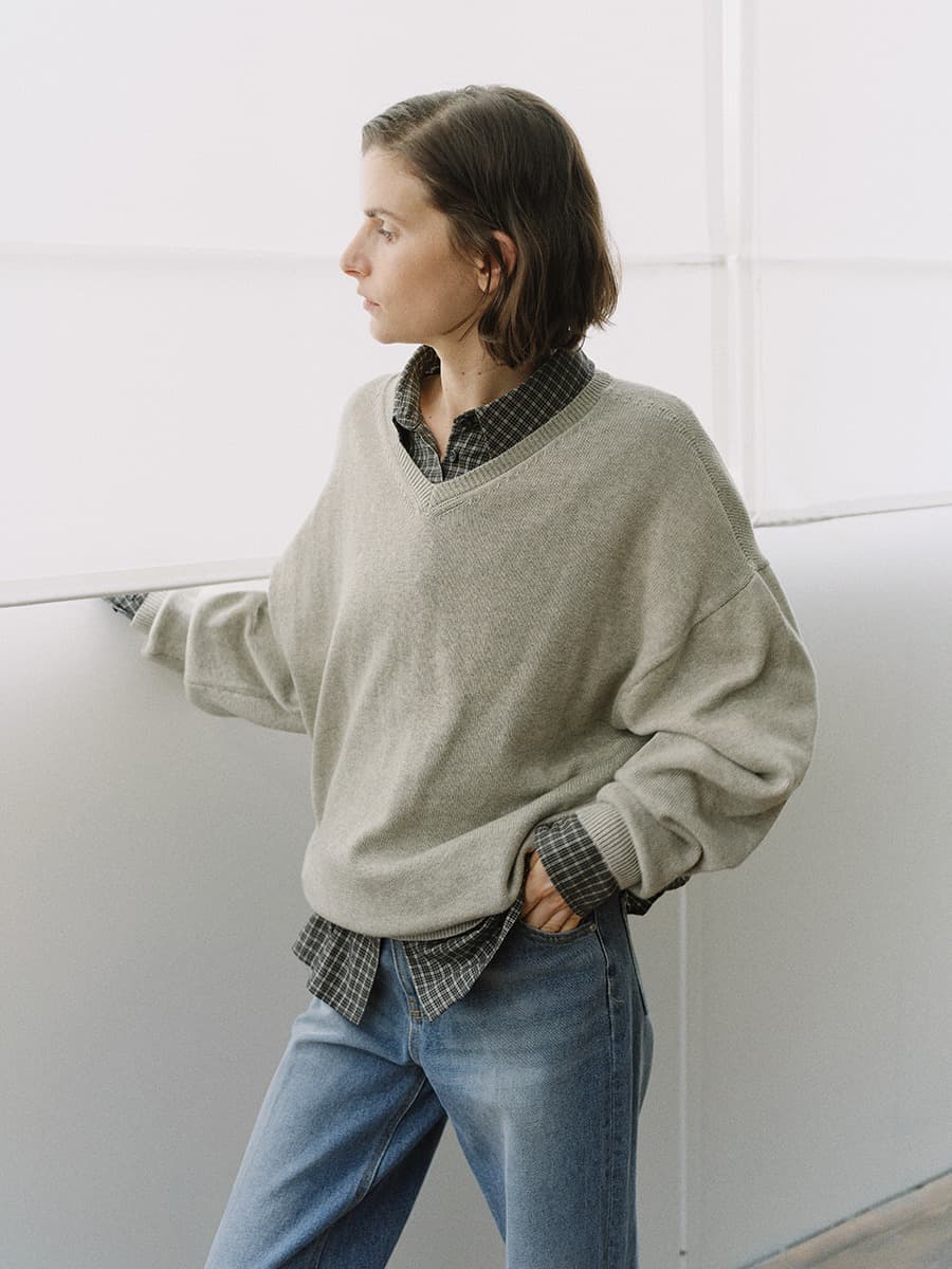 TIS CASHMERE V-NECK KNIT_M-GREY — vue 5