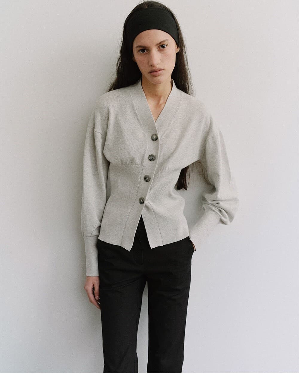 TIS COTTON CASHMERE V-NECK KNIT CARDIGAN_L-GREY — vue 10