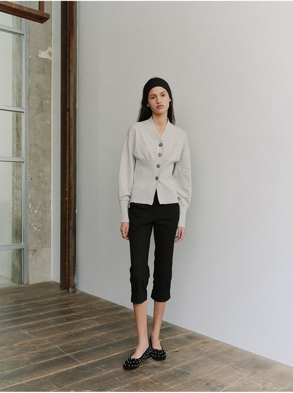 TIS COTTON CASHMERE V-NECK KNIT CARDIGAN_L-GREY — vue 11