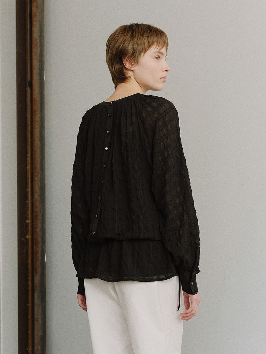 TIS CHECK CRINKLE SHEER BLOUSE_BLACK — vue 5