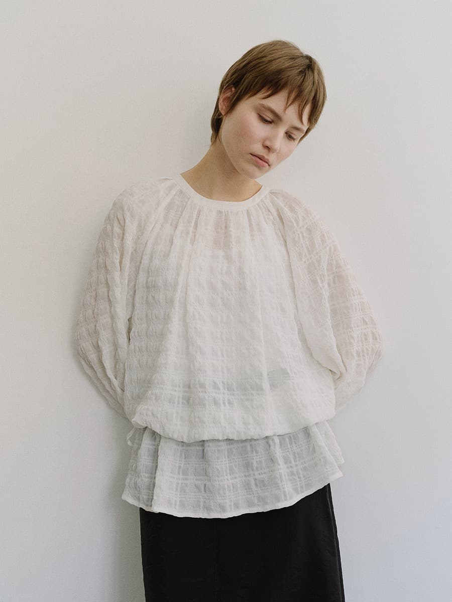 TIS CHECK CRINKLE SHEER BLOUSE_WHITE — vue 3
