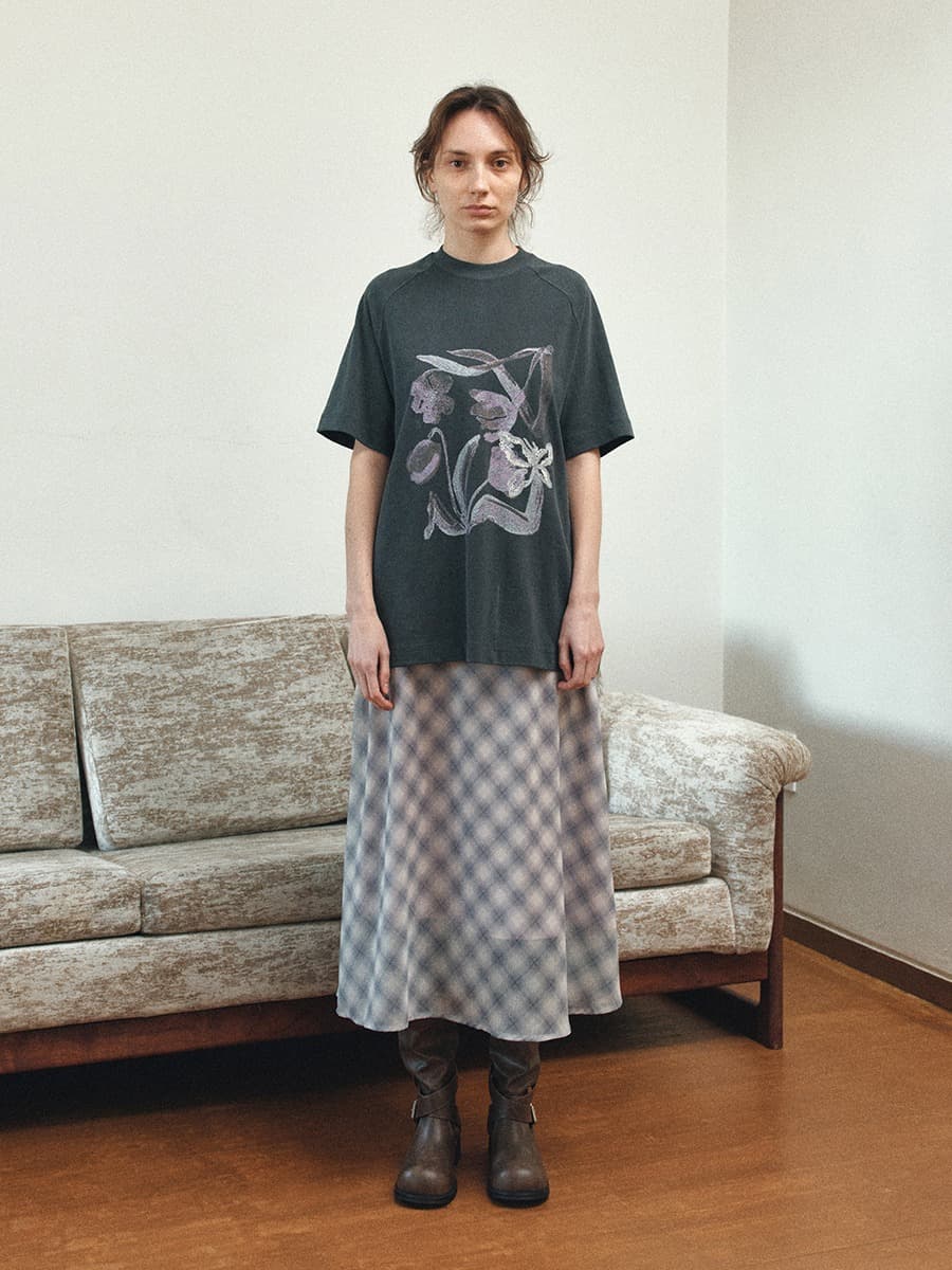 TIR FLORAL BUTTERFLY TOP_CHARCOAL — vue 3