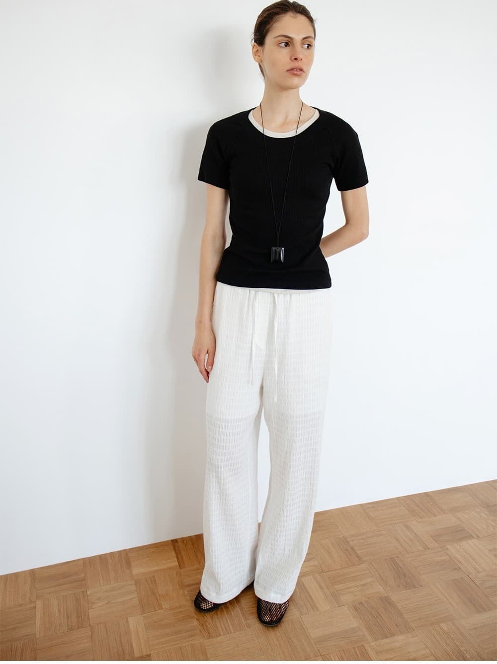 TIR U-NECK RIBBED TOP_BLACK — vue 10
