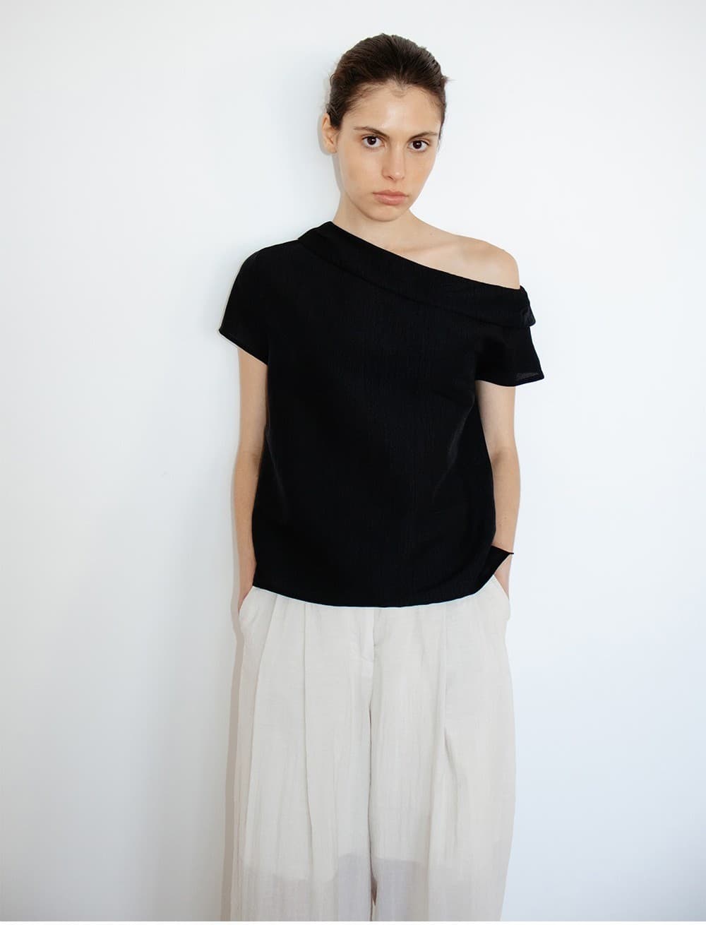 TIR OFF SHOULDER BLOUSE_BLACK — vue 10