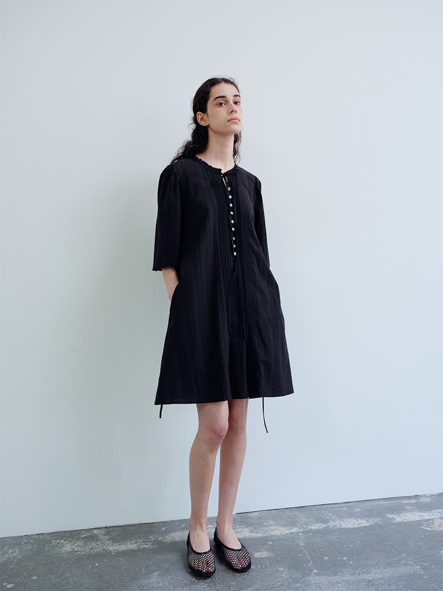 TIR PINTUCK LACE TIE DRESS_BLACK — vue 9